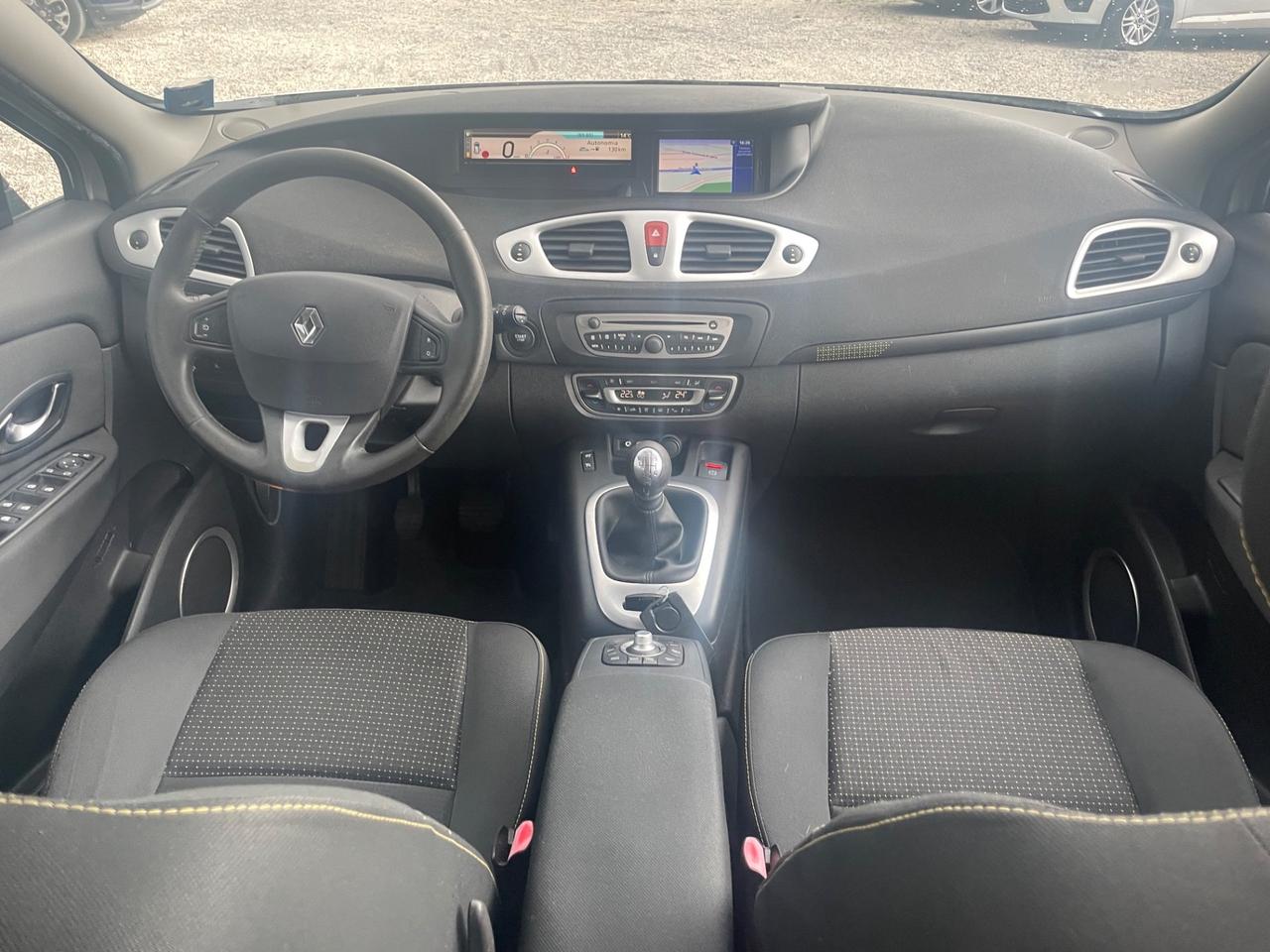 Renault Scenic Scénic X-Mod 1.5 dCi 110CV Luxe