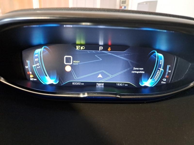 PEUGEOT 3008 Hybrid 225 e-EAT8 Allure