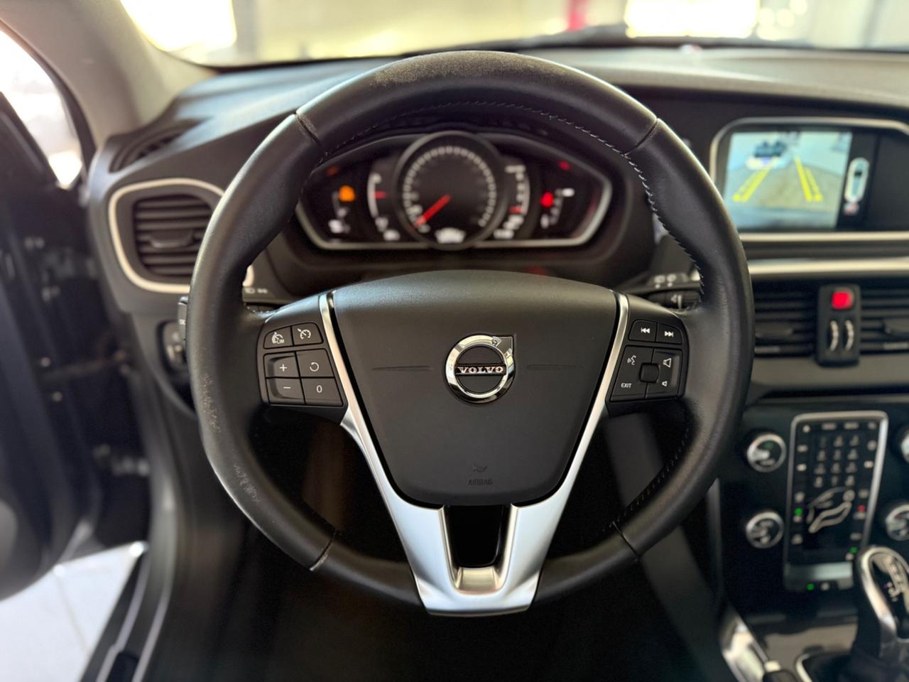 Volvo V40 D2 Geartronic R-design Kinetic