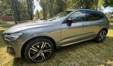 Volvo XC 60 XC60 B4 (d) AWD Geartronic R-design