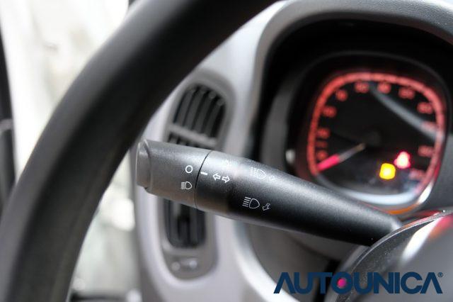 FIAT Panda 1.0 FIREFLY S&S HYBRID CITY CROSS NEOPATENTATI