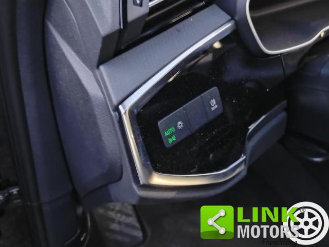 AUDI Q3 35 TDI S tronic Business