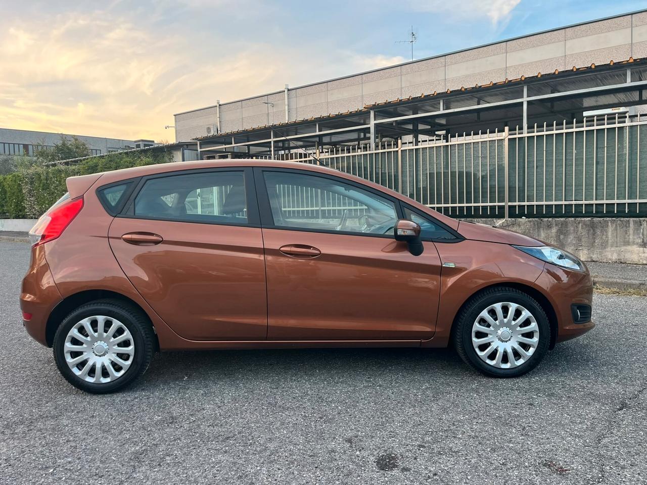FORD FIESTA 1.0 BENZ SOLO 69.000KM !!!