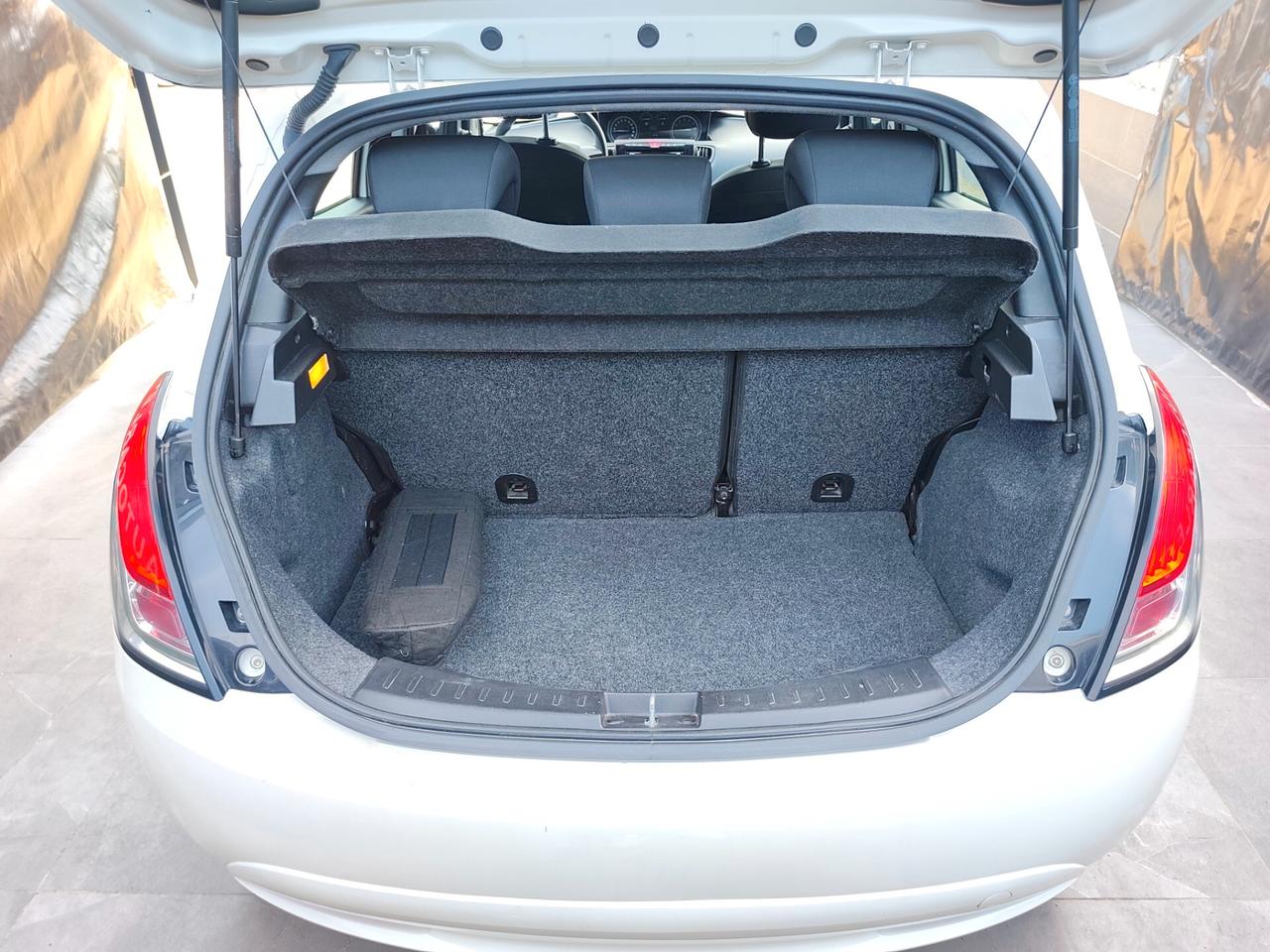 Lancia Ypsilon 1.2 BENZINA E GPL DI SERIE Ecochic