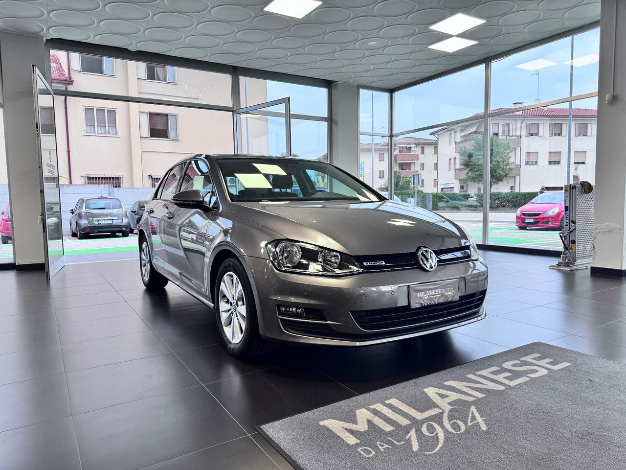 Volkswagen Golf 1.0 TSI 115 CV 5p. Trendline BlueMotion