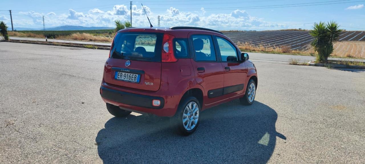 Fiat Panda 0.9 TwinAir Turbo Natural Power Lounge