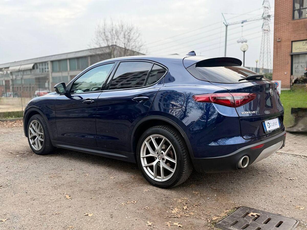 Alfa Romeo Stelvio 2.2 t Super Q4 210cv auto