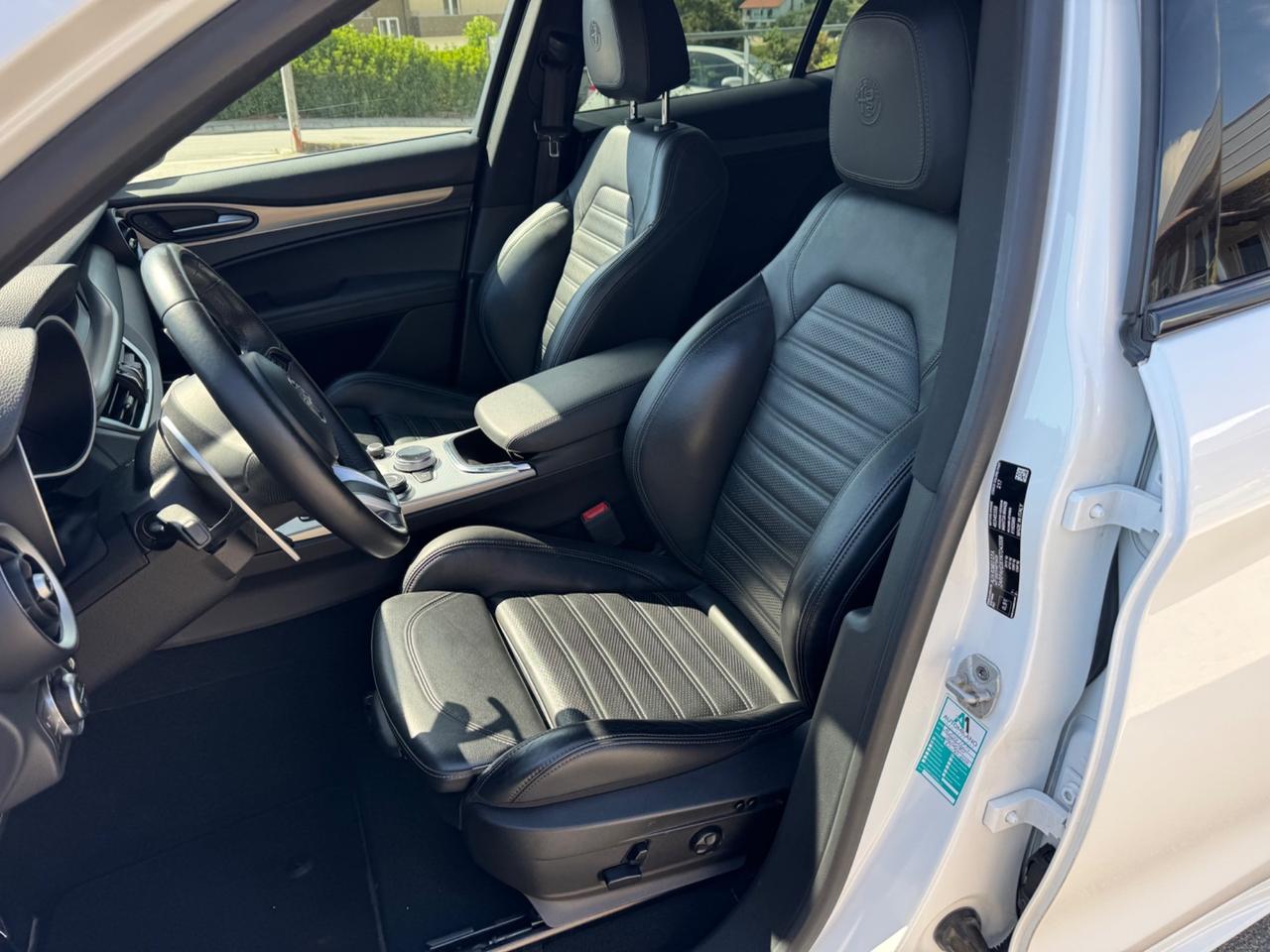 Alfa Romeo Stelvio 2.2 Turbodiesel 210 CV AT8 Q4 Veloce