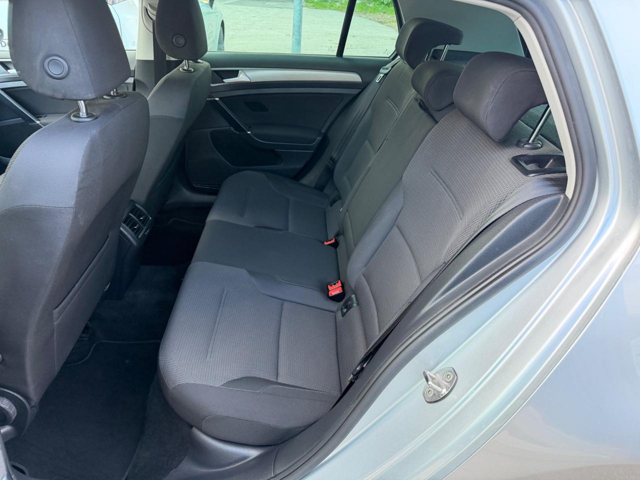 Volkswagen Golf 1.6 TDI 110 CV 2016