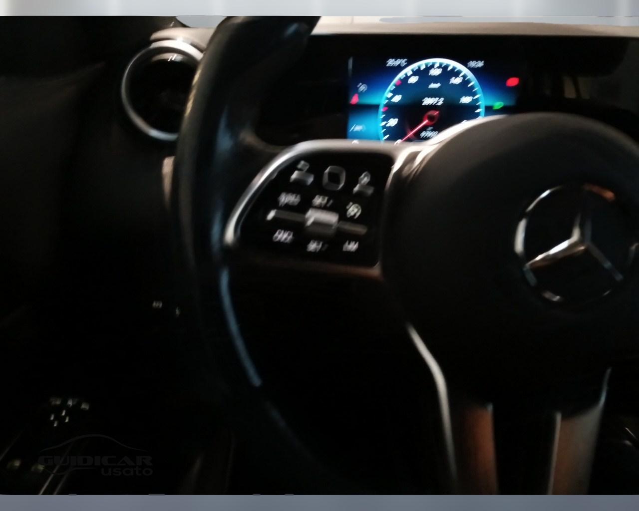 Mercedes-Benz GLA-H247 2020 - GLA 180 d Sport Plus auto