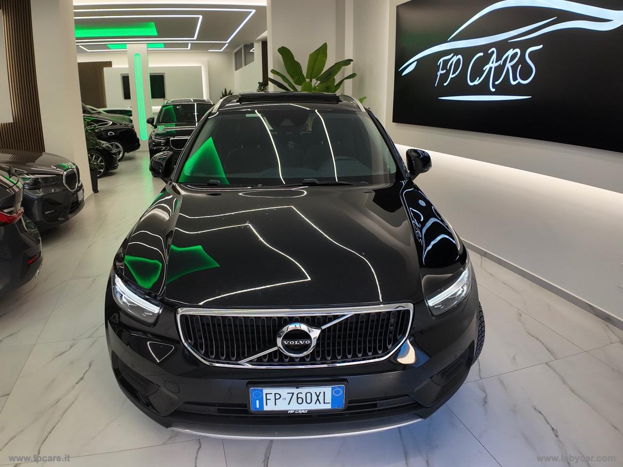 VOLVO XC40 D3 Geartronic R-design TETTO APRIBILE