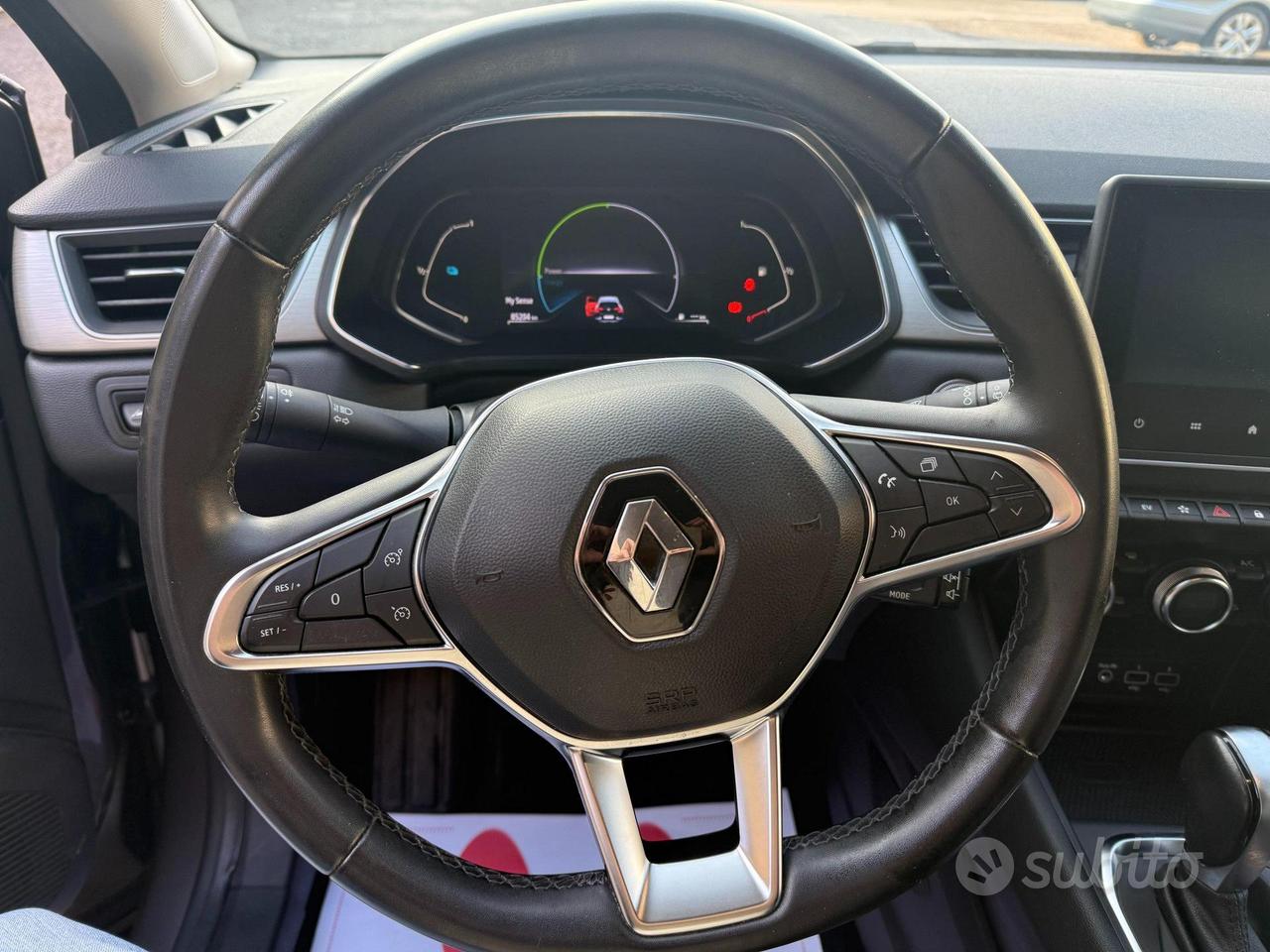 Renault Captur 1.6 E-Tech hybrid Intens 145cv auto