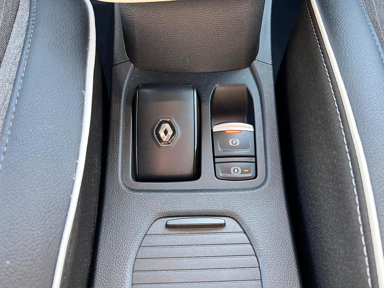 Renault Clio TCe 90 CV 5 porte Techno