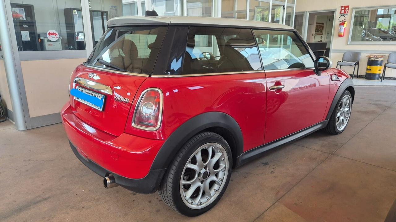 Mini 1.6 16V Cooper