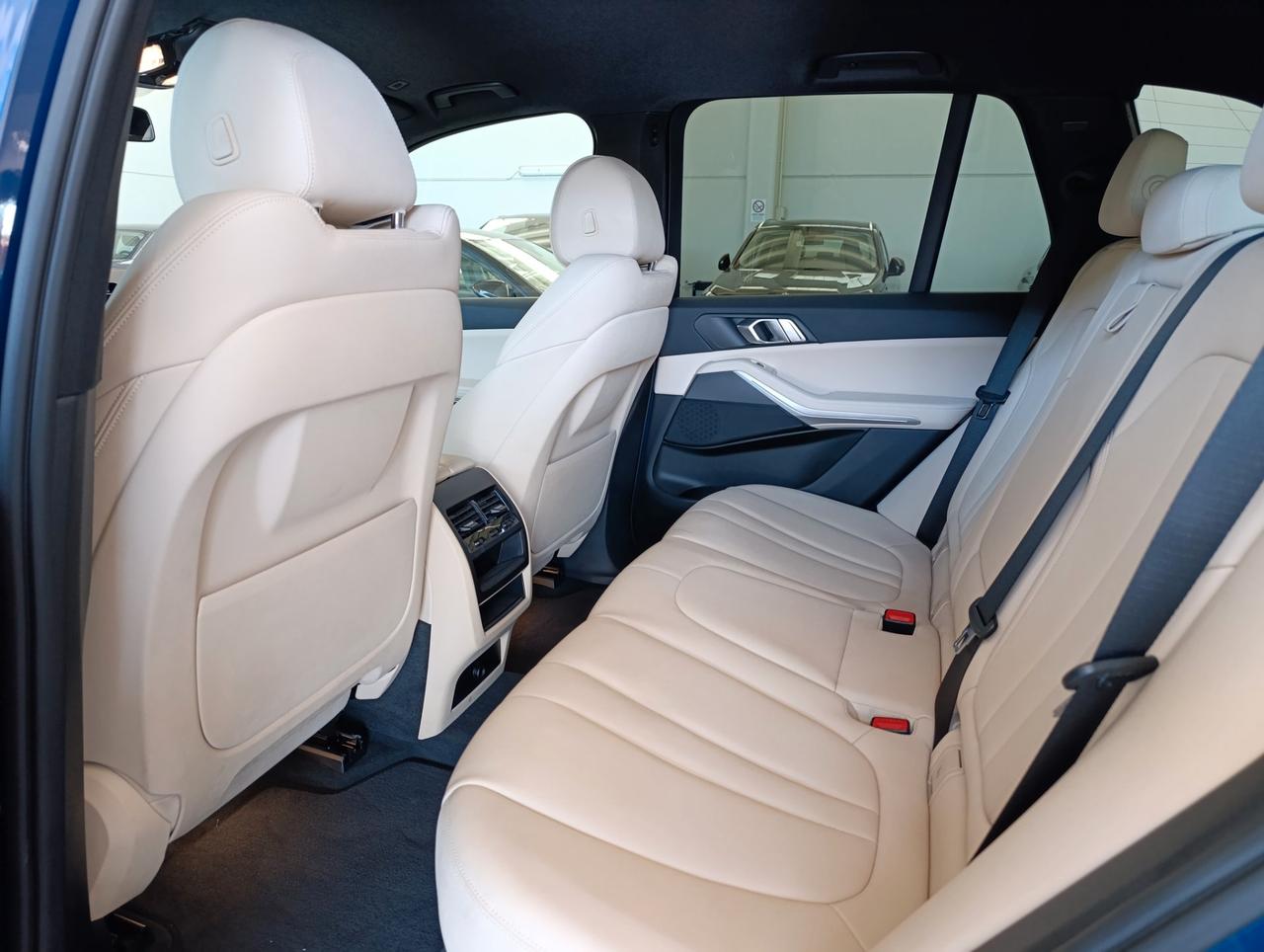 BMW X5 xdrive25d Business auto
