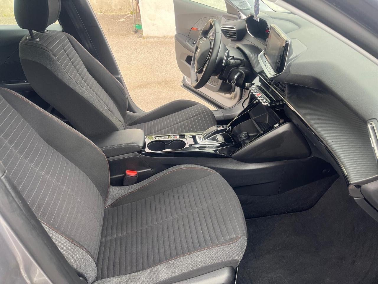 Peugeot 2008 puretech 1.2/130 cv-c.autom-12/2021