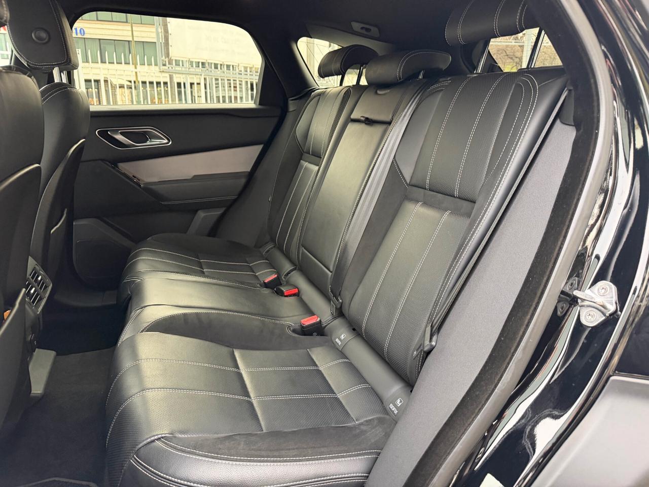 Land Rover Range Velar 2.0D I4 240 CV R-Dynamic SE