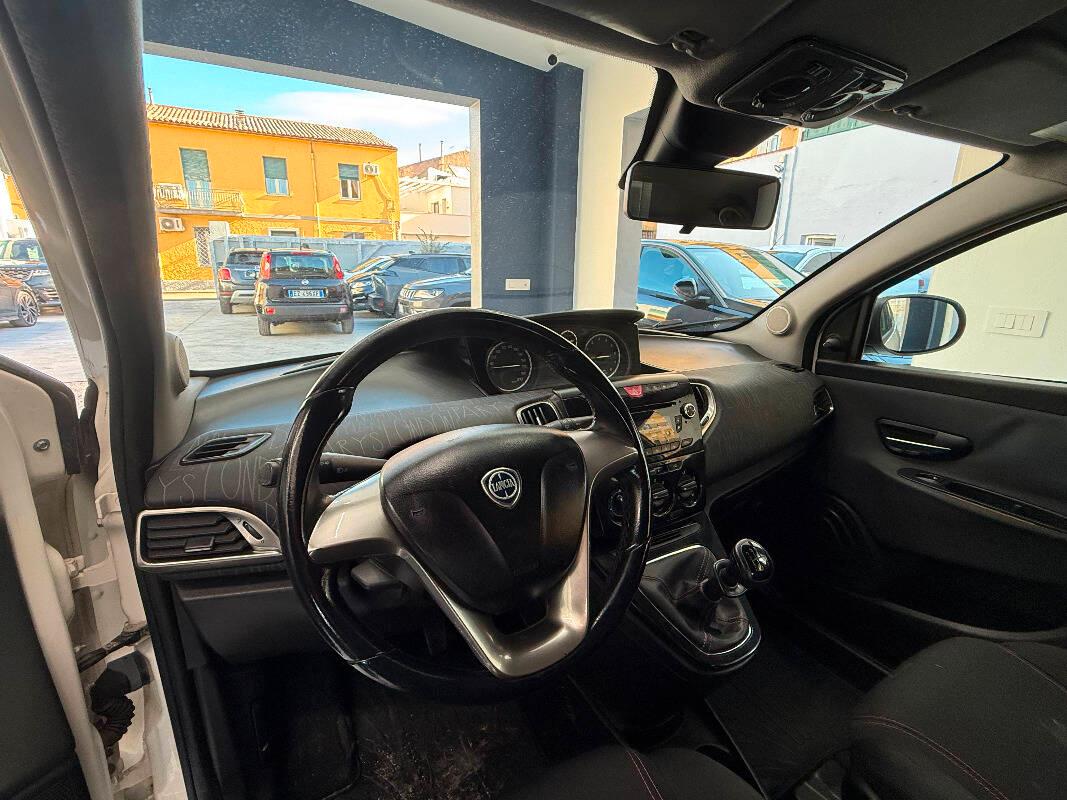 Lancia Ypsilon Lancia Y 1.2 8v Gold FINANZIABILE