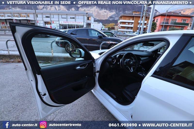 Alfa Romeo Giulia 2.0 Turbo 200CV AT8 Super