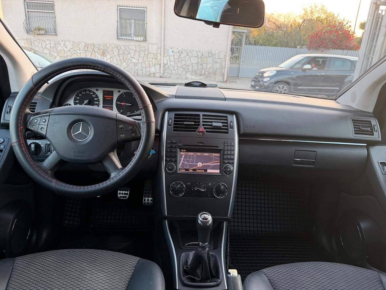 Mercedes-benz B 180 CDI Premium-12/2010