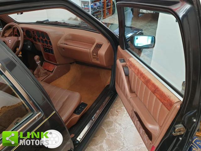 LANCIA Thema 8.32 ferrari 32v 215cv