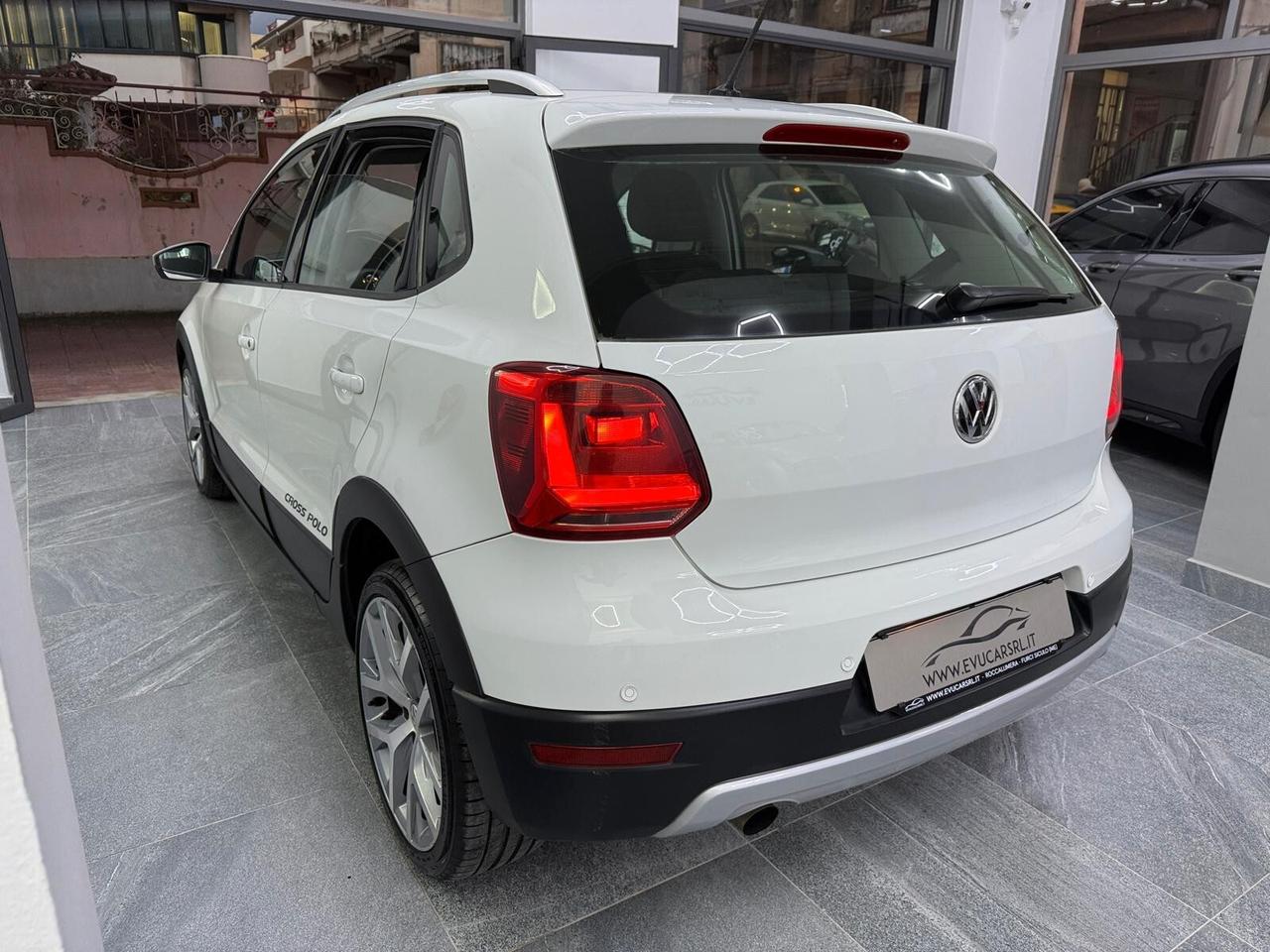 Volkswagen Polo Cross 1.4 TDI 90 CV DSG 5p.