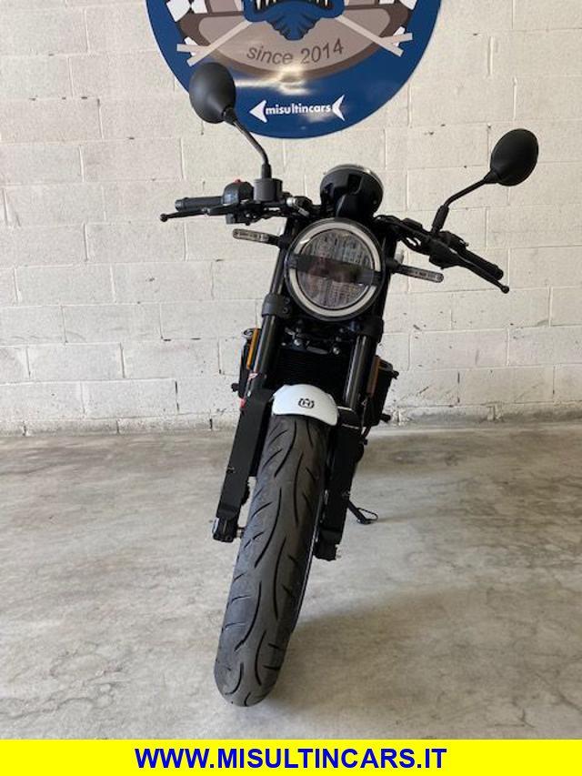 HUSQVARNA Vitpilen 401 4T my21