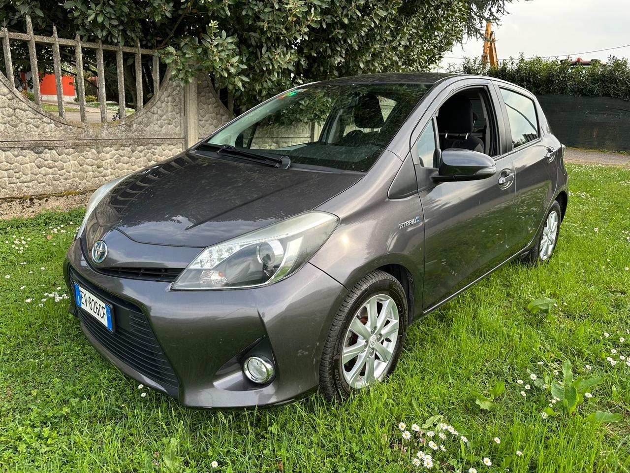 Toyota Yaris 1.5 Hybrid 5 porte Lounge