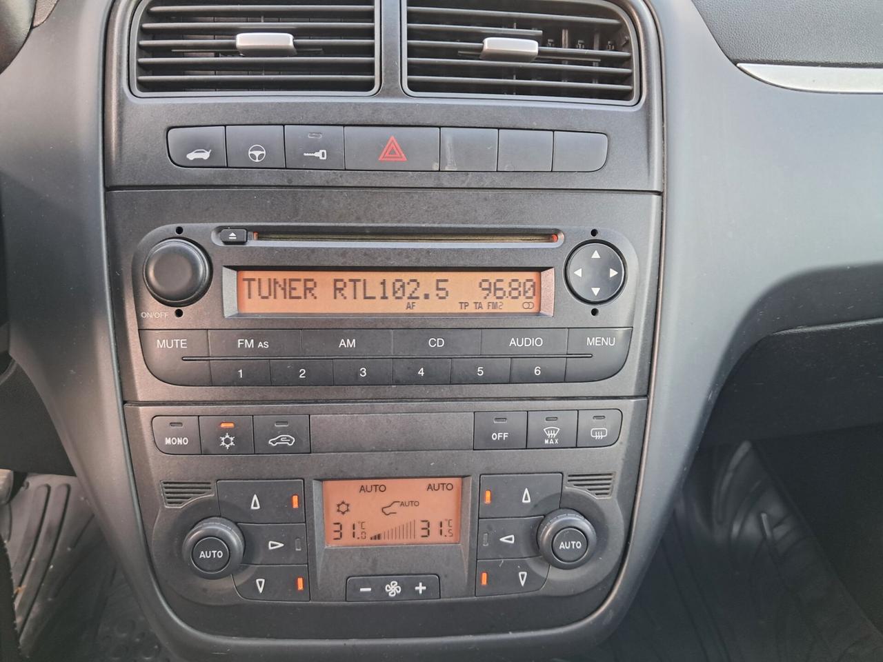 Fiat Grande Punto 1.3 MJT 75 CV 5 porte Dynamic