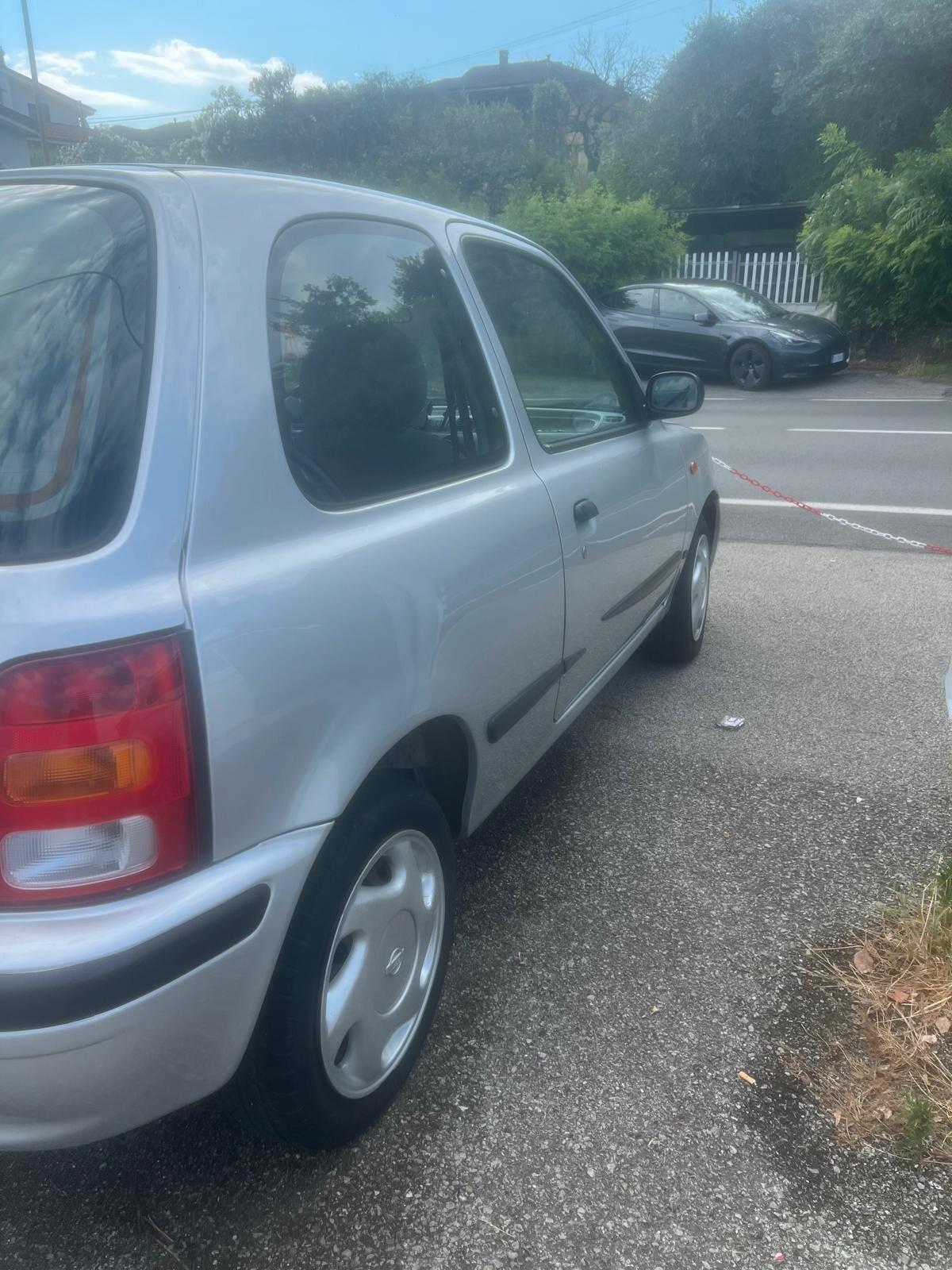 Nissan Micra 1.0i 16V cat 3 porte SE