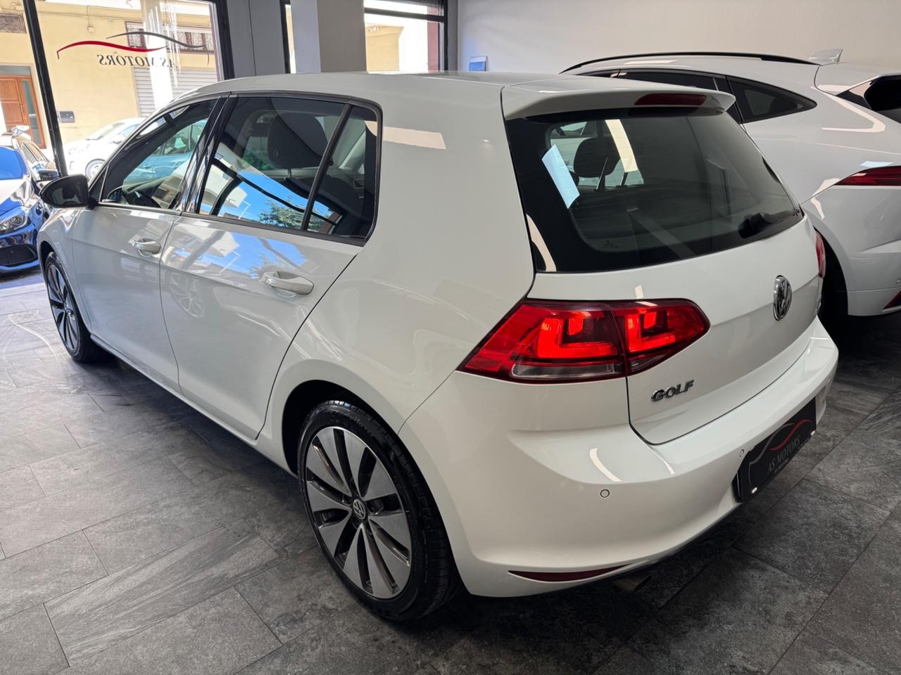 Volkswagen Golf 1.6 TDI 110 CV DSG HIGHLINE