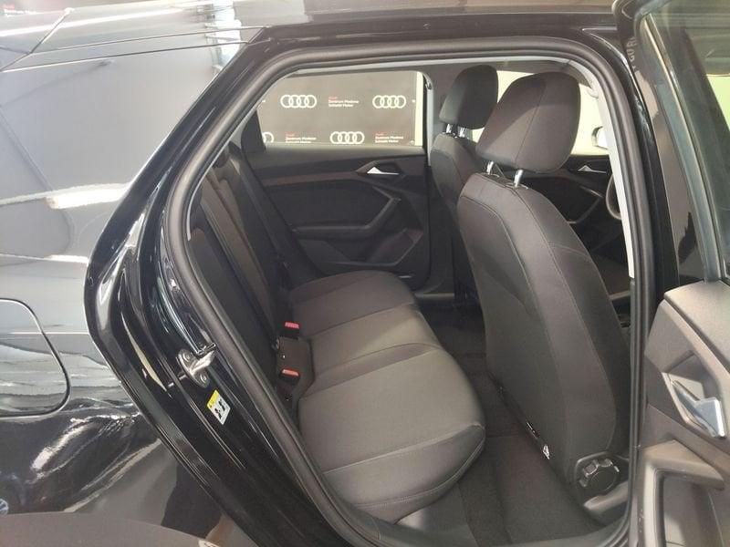 Audi A1 Sportback 30 TFSI Business