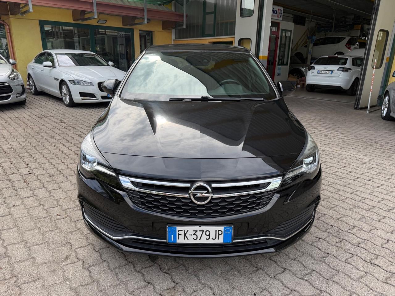 Opel Astra 1.6 BiTurbo CDTi Start&Stop 5 porte OPC Line