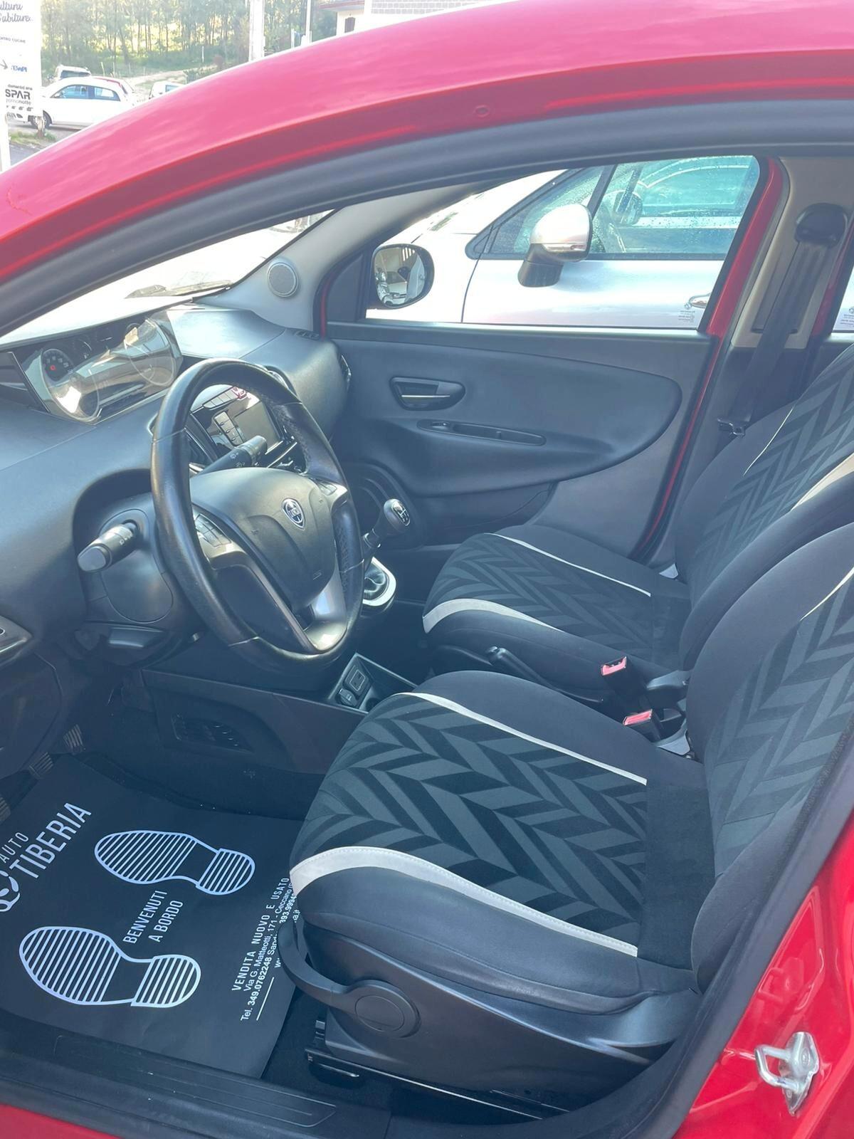 Lancia Ypsilon 1.3 MJT 16V 95 CV 5 porte S&S Elefantino