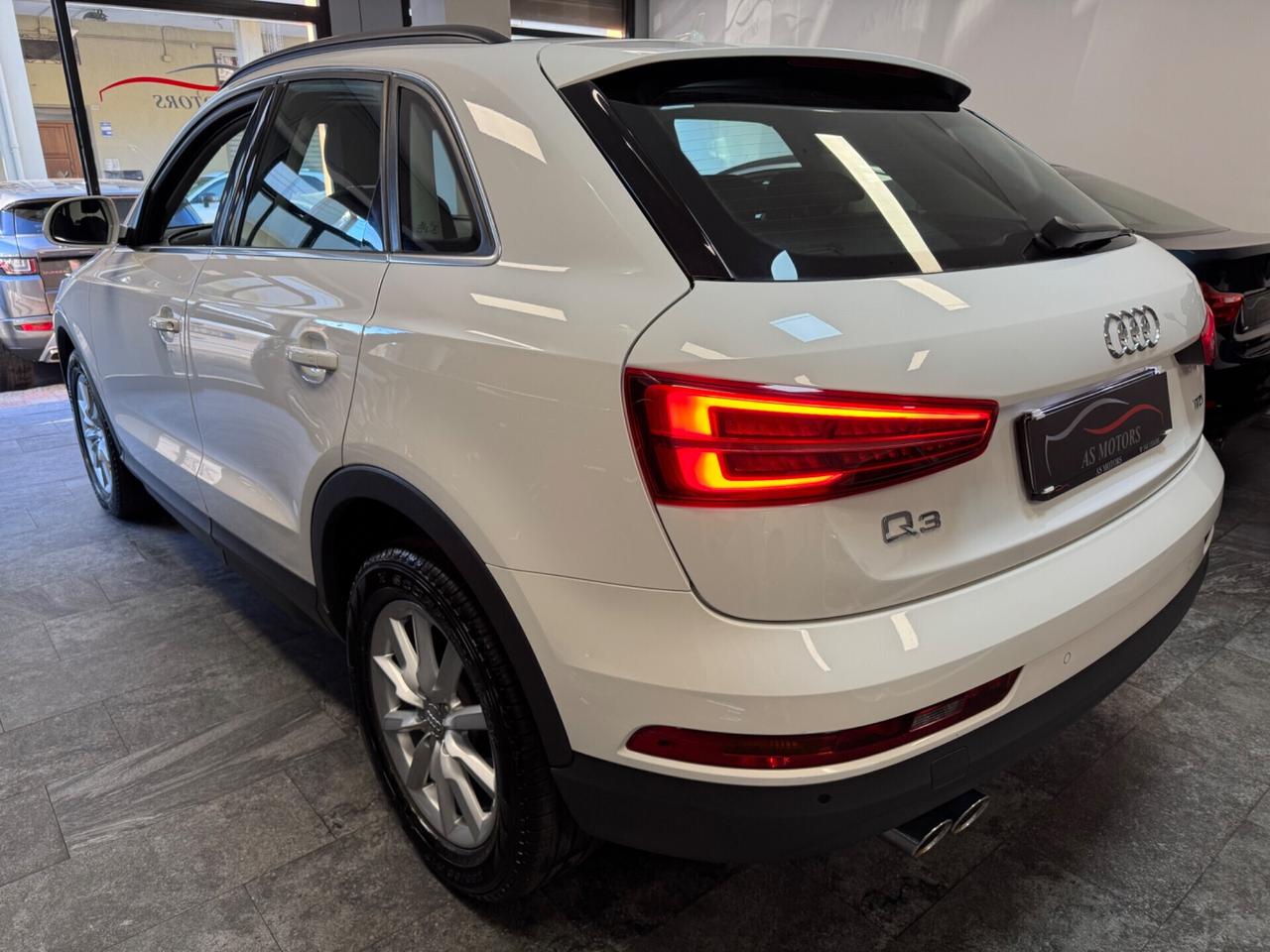 Audi Q3 2.0 TDI 120 CV Sport