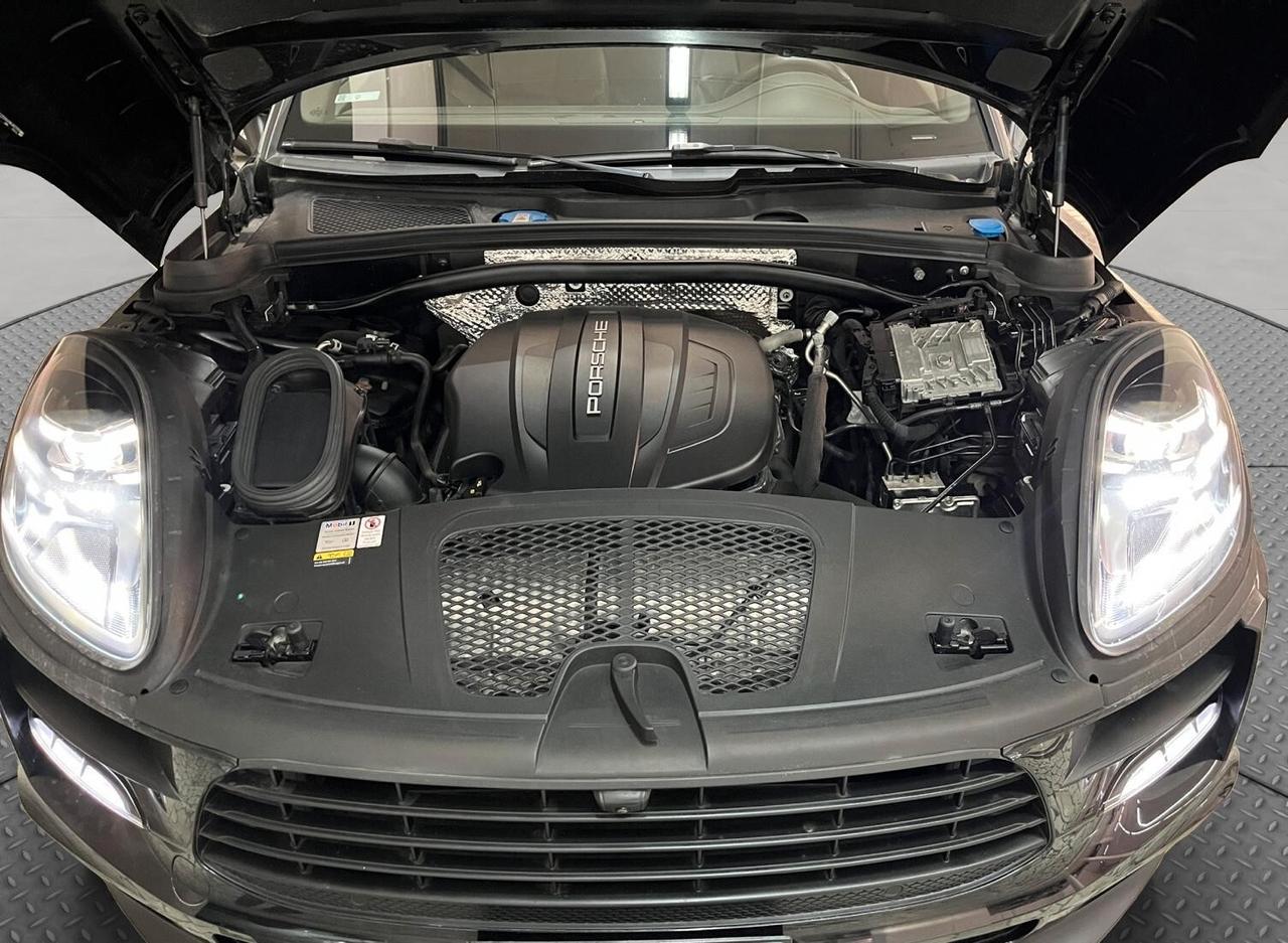 Porsche Macan 2.0 Benzina 245 cv pdk Tetto 2021