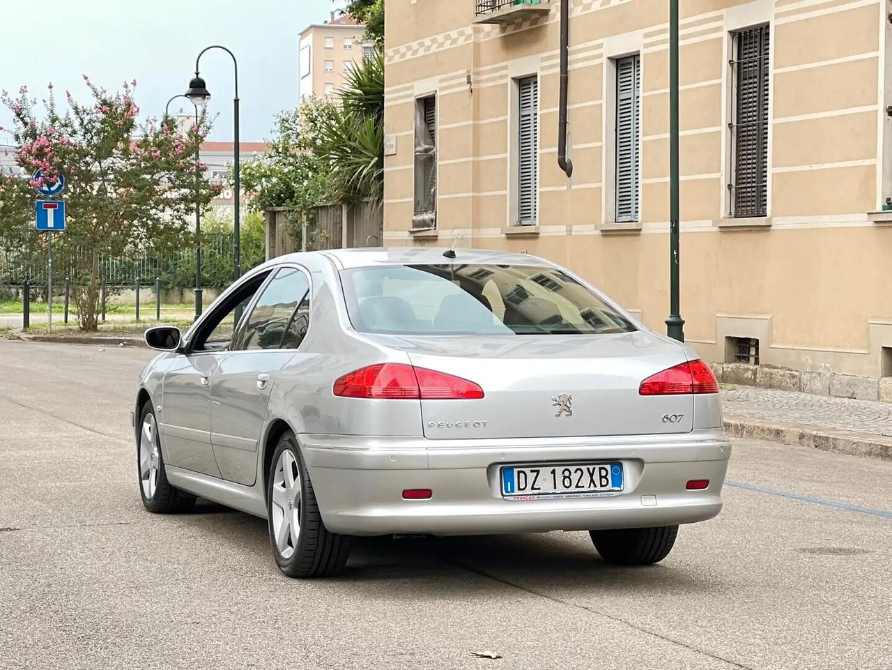 Peugeot 607 2.7 V6 24V HDi FAP aut. Titanio