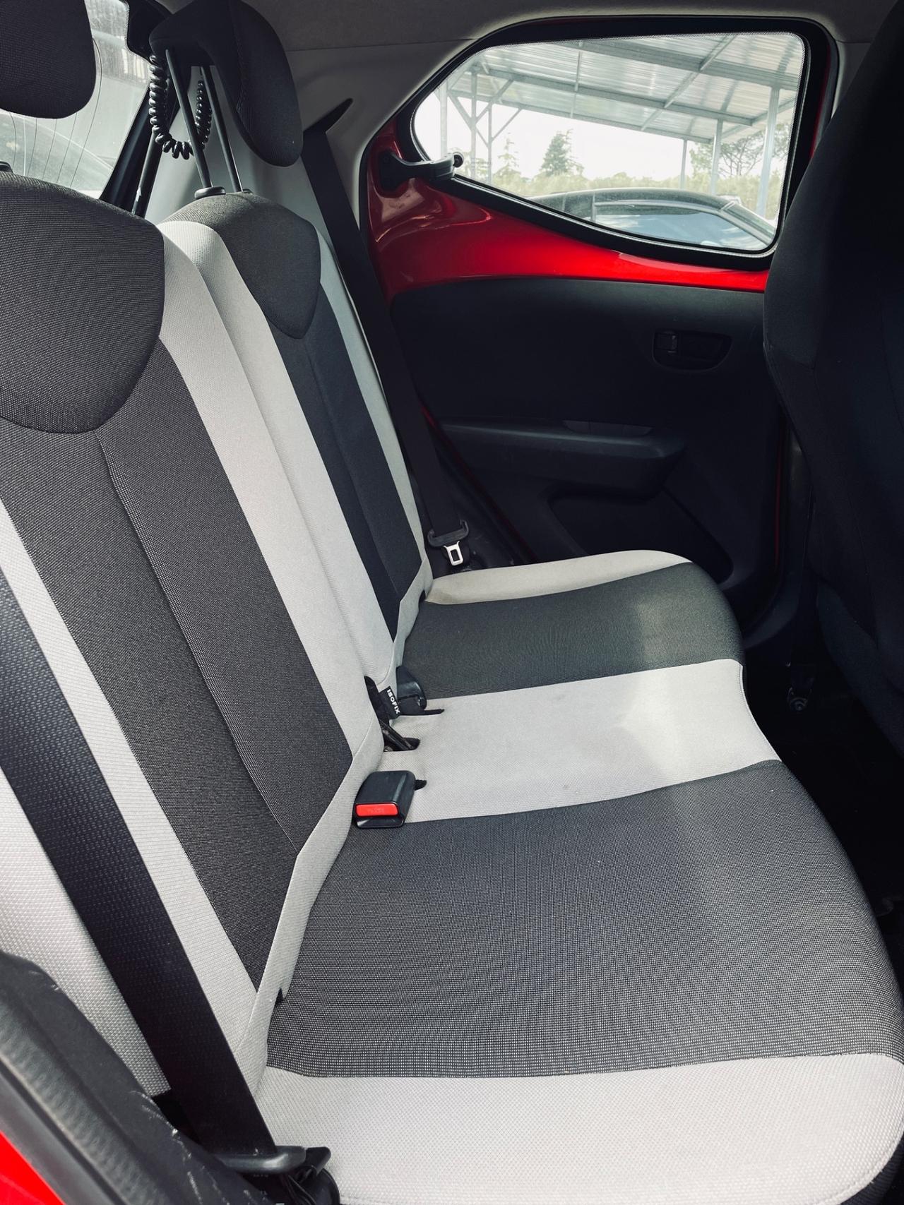 Toyota Aygo 1.0 x-play