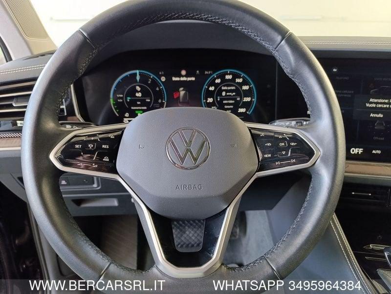 Volkswagen Touareg Touareg 3.0 V6 TSI eHybrid Elegance*MODELLO NUOVO*TETTO*SEDILI RISC*
