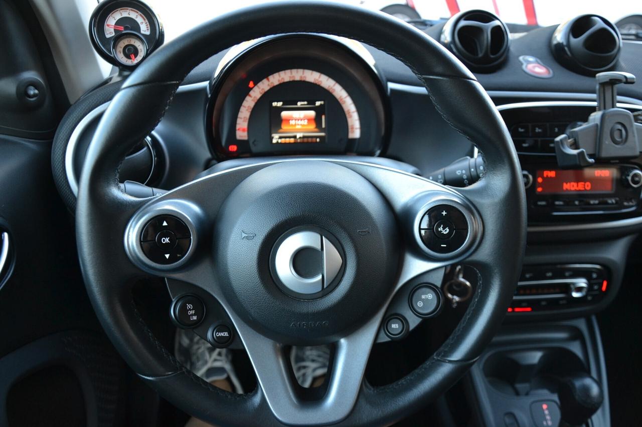 Smart ForTwo 1.0 71CV PASSION AUTOMATICA ***PREZZO REALE****