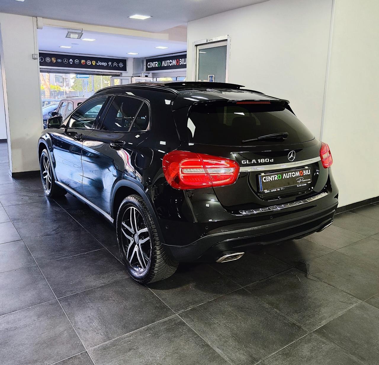Mercedes-benz GLA 180 d Automatic Sport Tetto