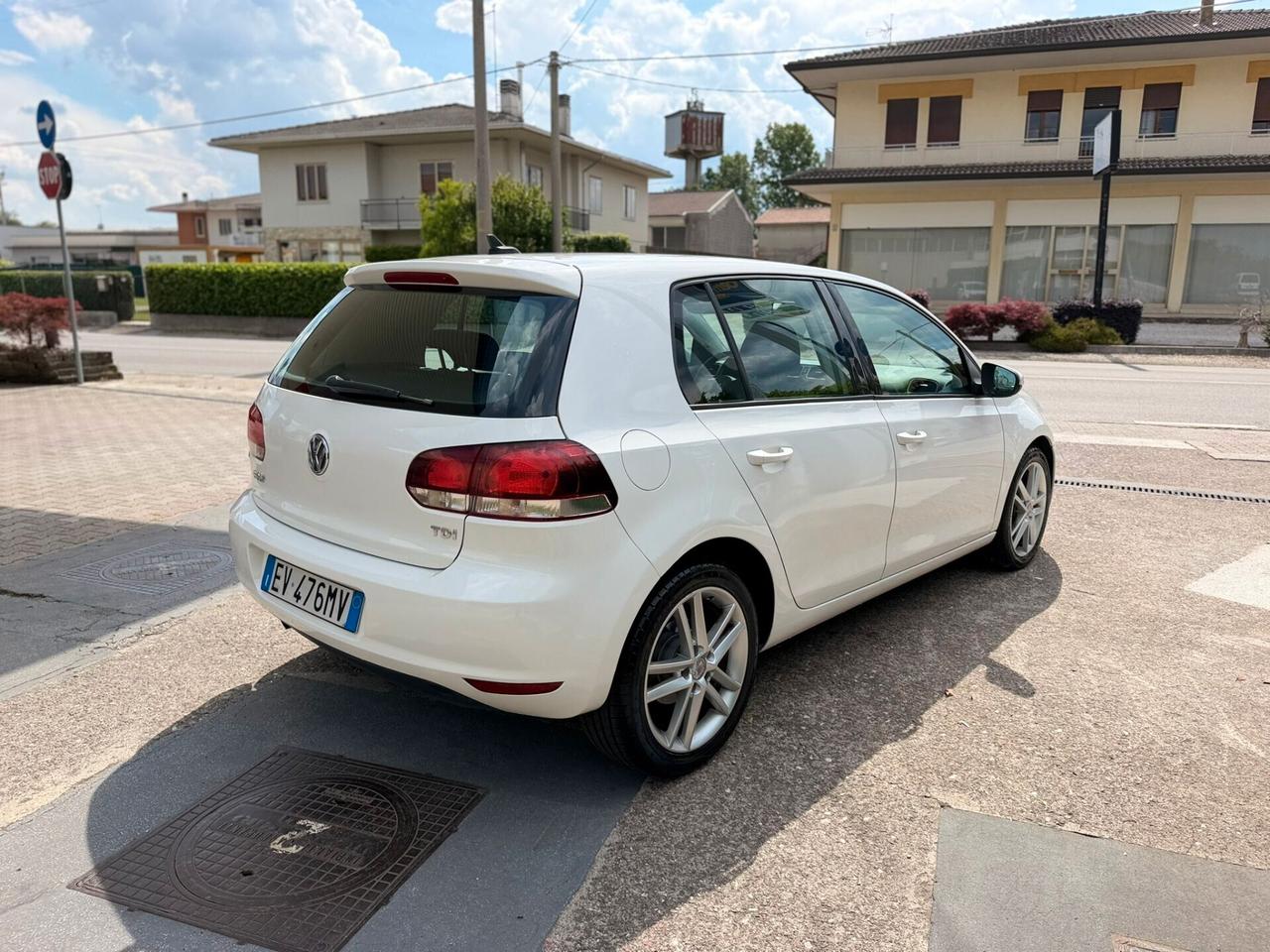 Volkswagen Golf 1.6 TDI DPF 5p. Highline