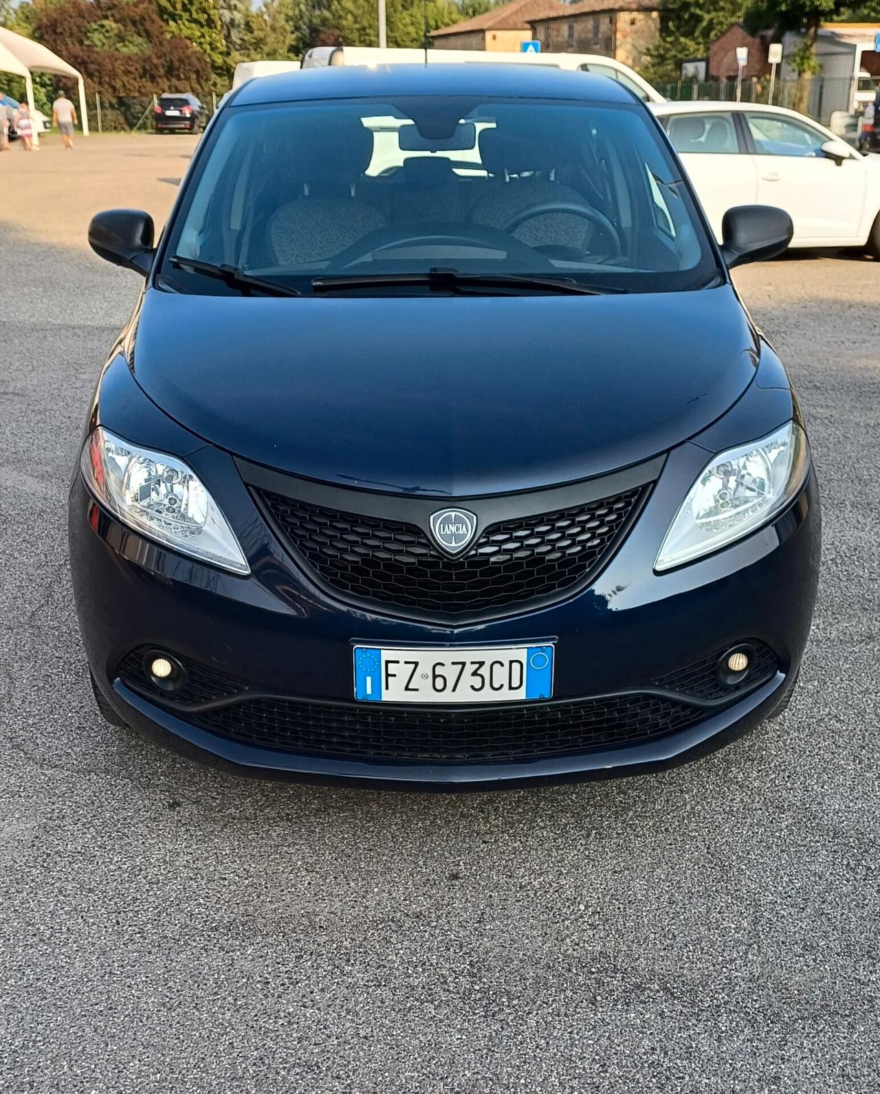 Lancia Ypsilon 1.2 69 CV 5 porte GPL Ecochic Platinum