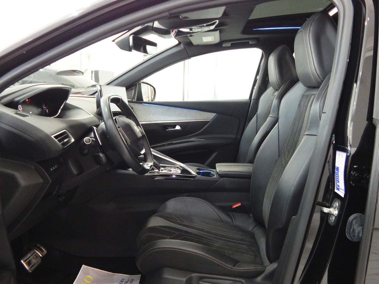 Peugeot 3008 1.5 bluehdi GT Pack Black S&S EAT8 TETTO-NAVI-PELLE-LED
