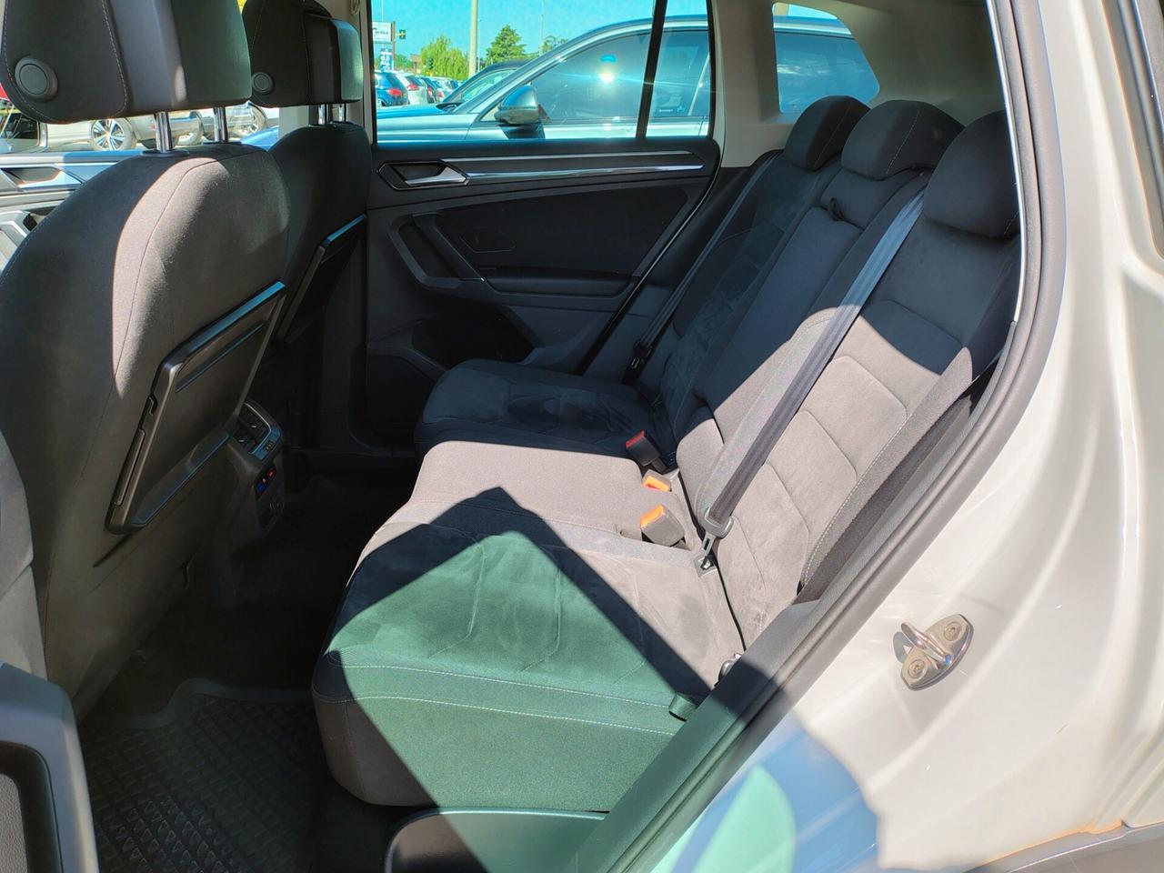 Volkswagen Tiguan 2.0 TDI SCR DSG 4MOTION Business BMT