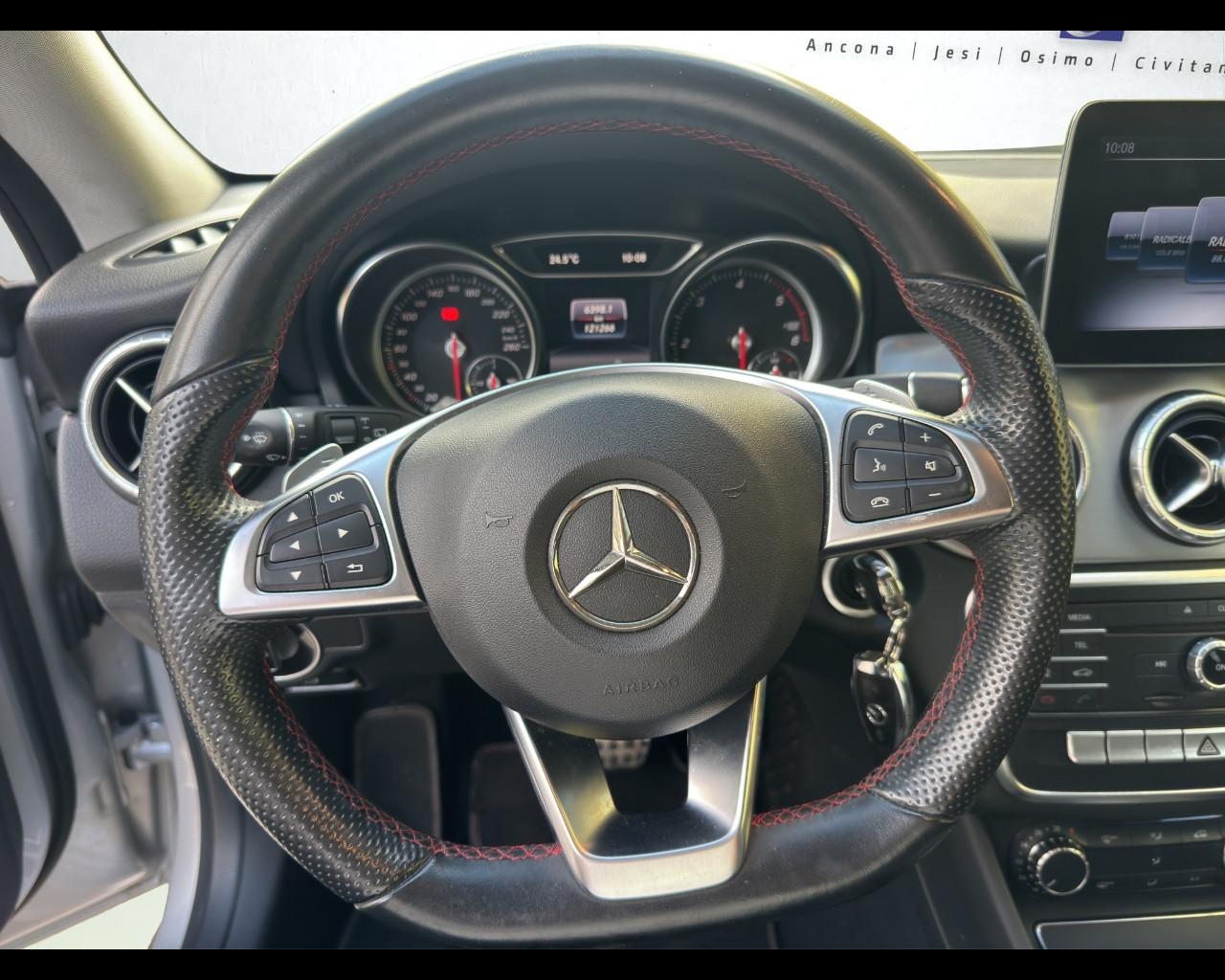Mercedes-Benz CLA (C/X117) - CLA 200 d S.W. Automatic Sport