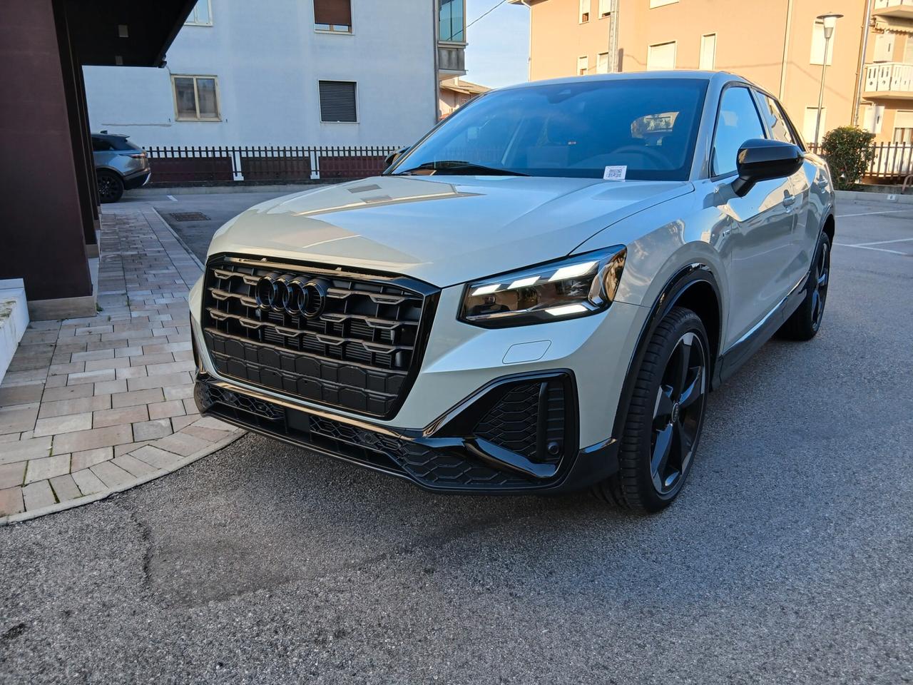 Audi Q2 35 TDI S tronic line Edition a € 312 mese