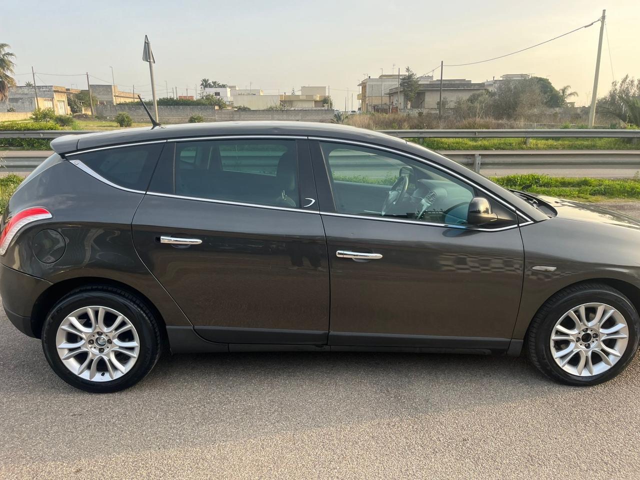 Lancia Delta 1.6 MJT Oro - 2011