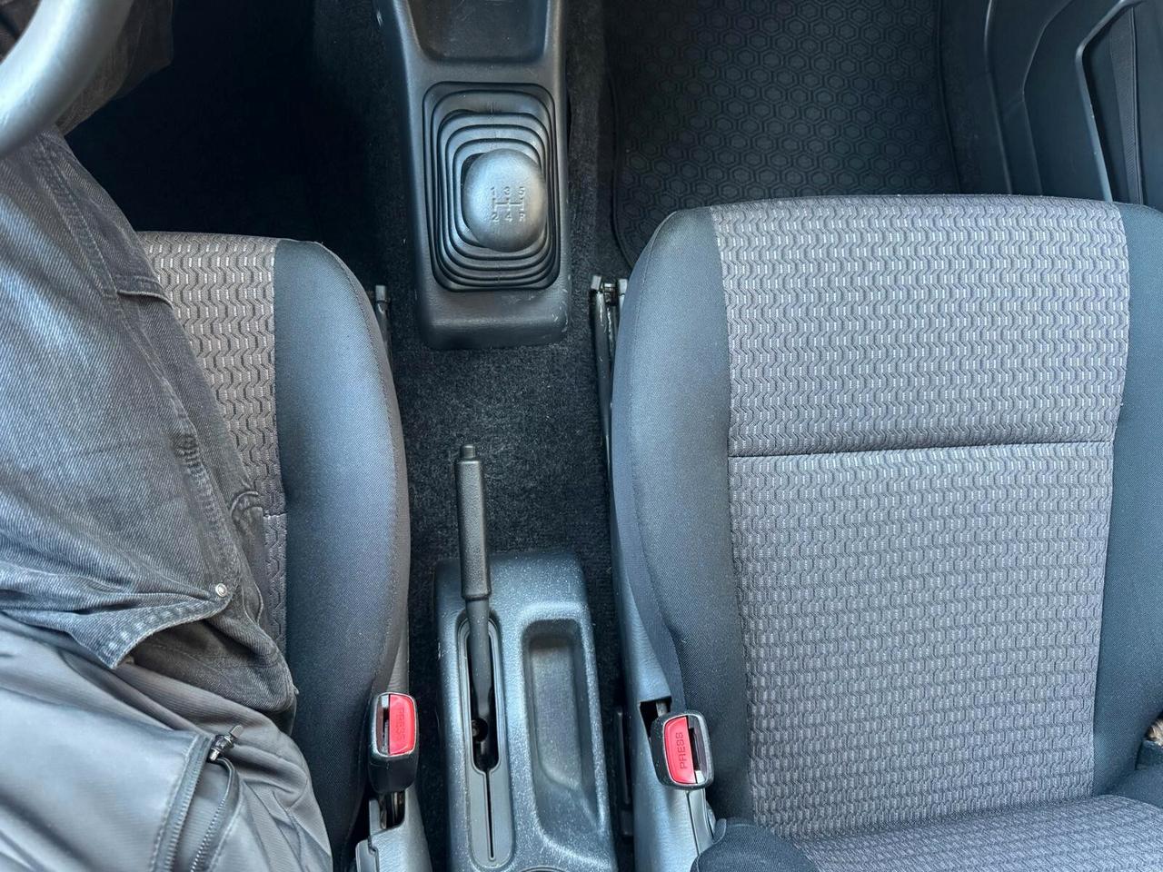 Suzuki Jimny 1.3i 16V cat 4WD JLX