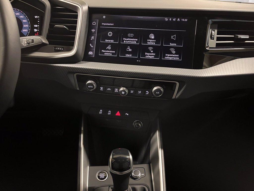 AUDI A1 Sportback 30 1.0 tfsi Identity Black 110cv s-tronic del 2024